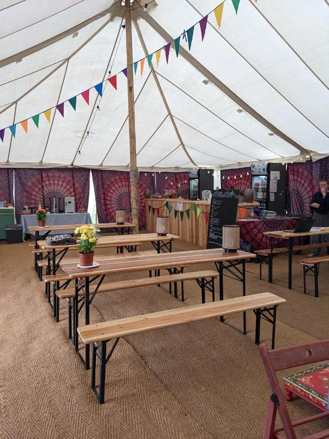 Glamping At Hay Festival Villa Hay-On-Wye Exterior photo